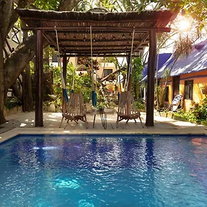 hotel-amar-inn.allrivieramayahotels.com/